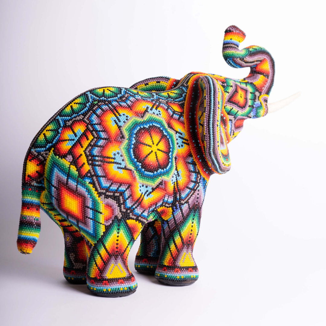 Elephant Arte Huichol | Arte Huichol | Ikal Cultura LLC